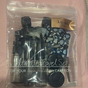 Kitsch Travel Set with Black and Blue Accents